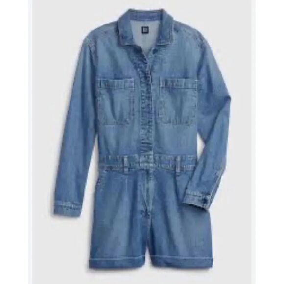 GAP Pants - GAP |‎ NWT Denim Utility Romper Washwell Long Sleeve Shorts Jumpsuit | Size 8